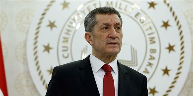 Bakan Selçuk: 'Arkadaş' adlı kitabın basımı devam ediyor