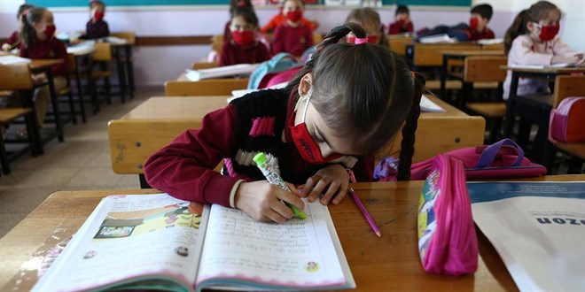 Okullarda, 21 Haziran'dan itibaren öğrencilerin ihtiyaçlarına uygun etkinlikler düzenlenecek