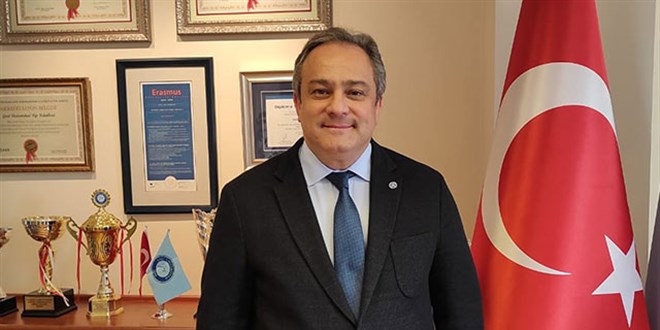 Prof. Dr. İlhan'dan pazar günü yasağı açıklaması