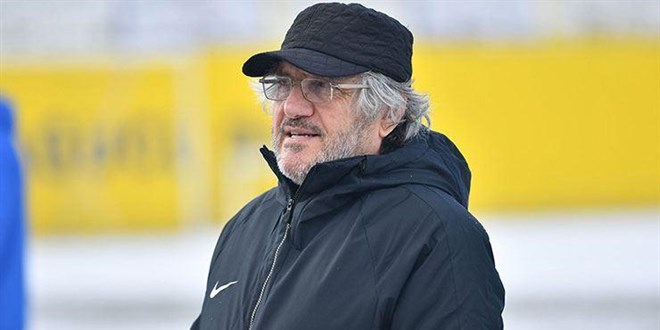 Teknik direktör Mustafa Reşit Akçay yoğun bakıma kaldırıldı