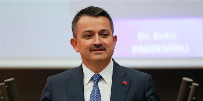'Çiftçiye 100 bin TL hibe veriyoruz bunu baba oğluna yapmaz'