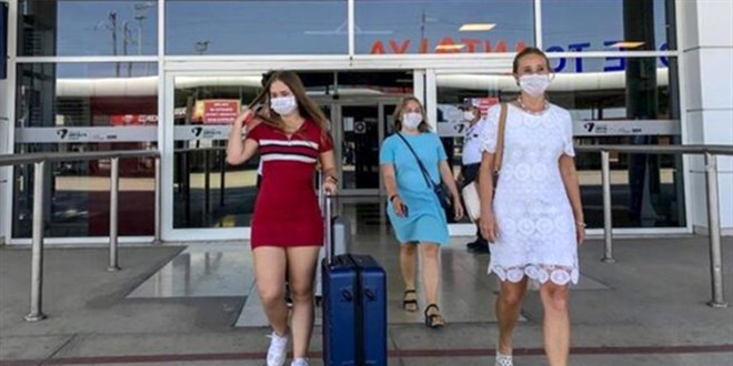 Rusya, Türkiye'ye uyguladığı uçuş yasağını kaldırdı