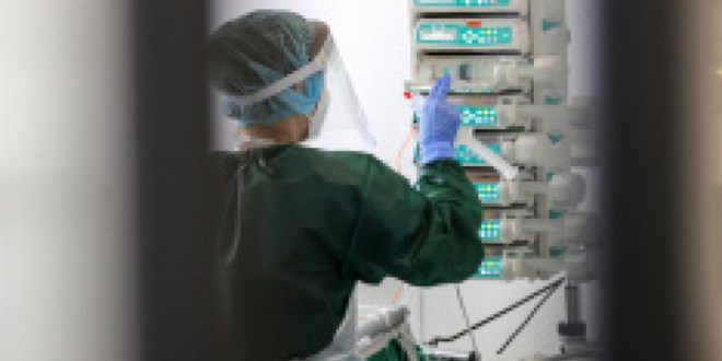 Slovakya son kullanma tarihi yaklaşan aşıları elden çıkarıyor