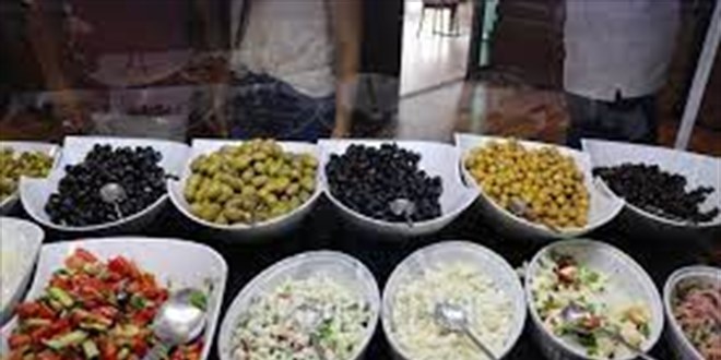 Otellerdeki açık büfelerin salgın sonrasında da kontrollü sunulması bekleniyor
