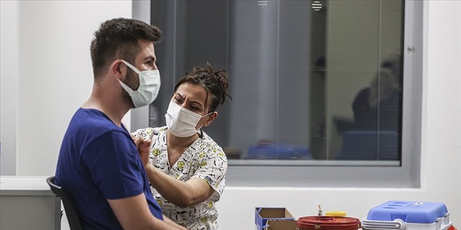 'Yapılan toplam Kovid-19 aşı sayısı 47 milyon dozu geçti'