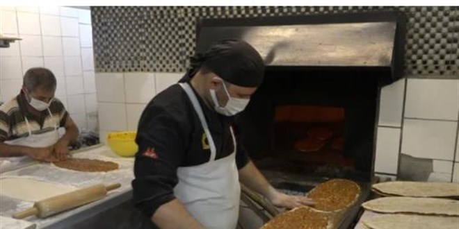 Ustalar Bodrum'daki 200 liralk lahmacunun gerek maliyetini aklad