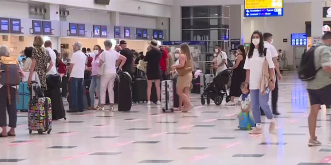 Antalya'ya her gn yaklak 15 bin Rus turist geliyor
