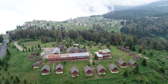 Karadeniz'in ilk 'Yaylakent' projesi çürüyor