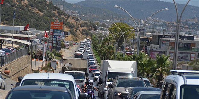 Belediye Bakan Aras: Bodrum'un nfusu 3'e katland