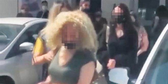 Jigololuk vaadiyle yaklaşık 100 bin kişiyi dolandırdılar