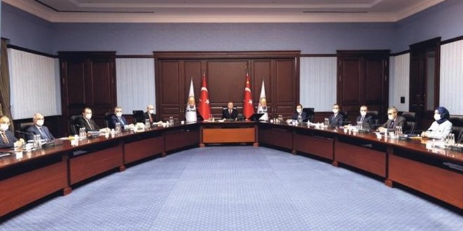 AK Parti'de bugün yoğun mesai yaşanacak