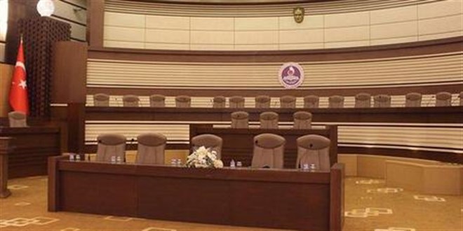 Danıştay eski üyelerinin Yüce Divan'da yargılandığı davada karar açıklandı