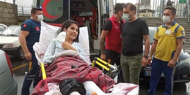 Duruşmaya sedye ile gelen Sabiha ayaklarını istiyor