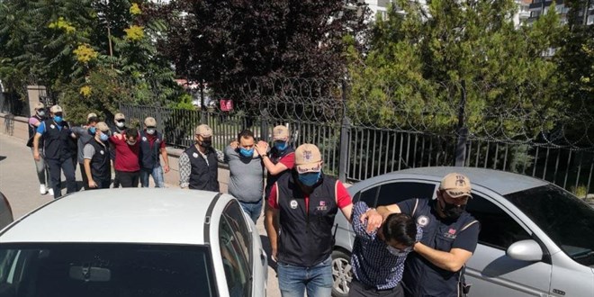 FETÖ'nün güncel yapılanma operasyonunda 15 şüpheli adliyede