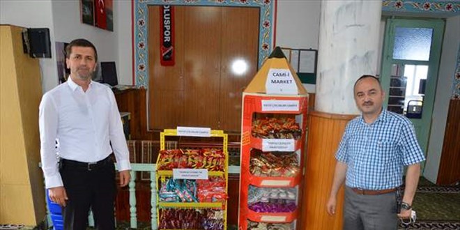 Kur'an kursuna giden çocuklar için ücretsiz 'Cami Market' açıldı