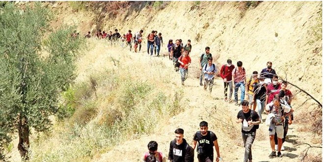 Afganistan'dan Türkiye'ye yeni göç dalgası: Bu sefer eğitimli Afganlılar geliyor