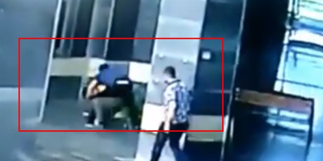 Doktor ile başhekim yardımcısı yumruk yumruğa kavga etti