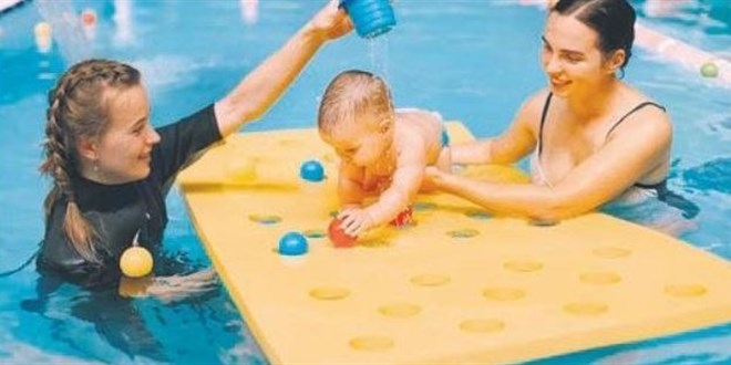 Lüks sitede 'bakıcılar havuza giremez' tartışması