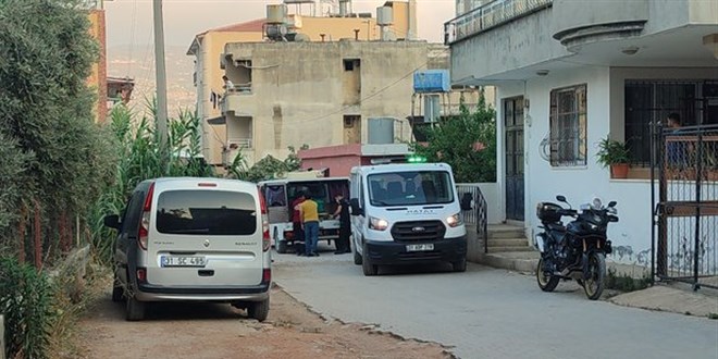 Uzman çavuş kız arkadaşını öldürüp intihar etti