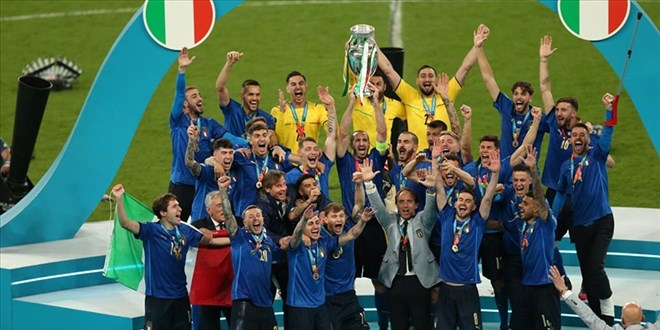 UEFA'dan EURO 2020 finaline soruturma