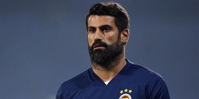 Fenerbahe'de Volkan Demirel ile yollar ayrld