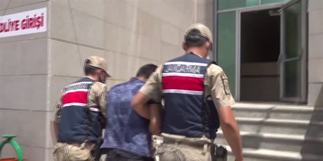 Erzincan'da kendisini jandarma olarak tanıtarak dolandırıcılık yapan şüpheli yakalandı