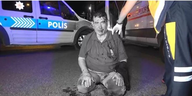 Camiye giderken alkollü motosiklet sürücüsü çarptı