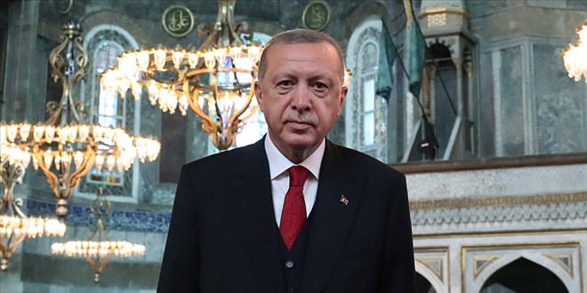 Erdoğan'dan, Ayasofya'nın ibadete açılmasının yıl dönümü mesajı