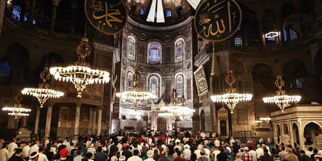 Yunan'ın Ayasofya hazımsızlığı sürüyor