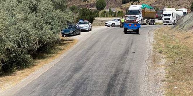 Tokat'ta traktörden düşen kardeşlerden biri öldü, diğeri yaralandı