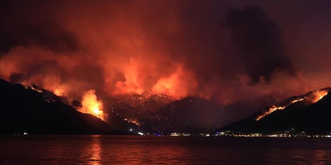 Marmaris'teki yangında bir kişi hayatını kaybetti