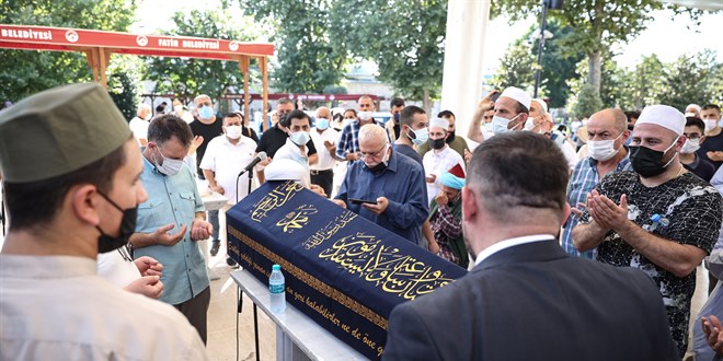 Nimetullah hoca son yolculuğuna uğurlandı