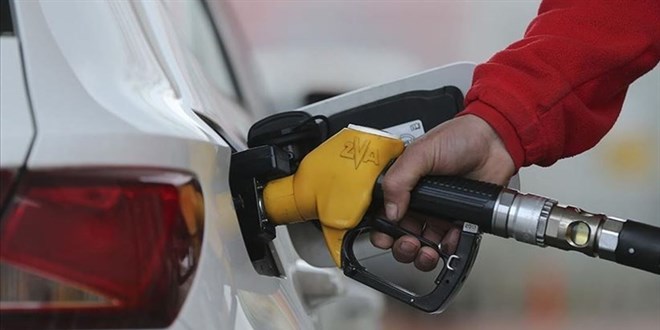 Motorinin litre fiyatına 5 kuruş zam