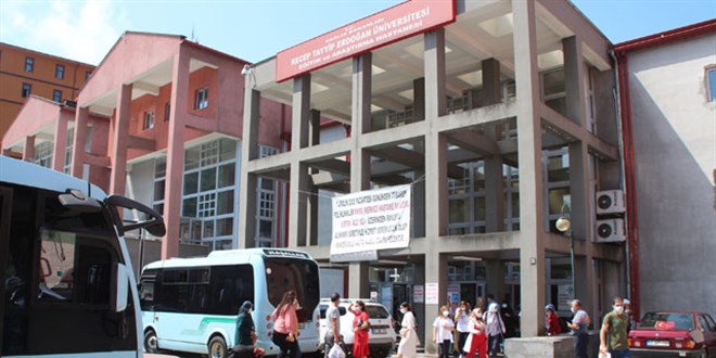 Rize'de vakalar arttı, hastanelerde ilave servisler açılıyor