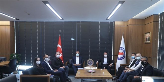 Ankara 2 Nolu Baro temsilcileri Ali Yalçın'ı ziyaret etti