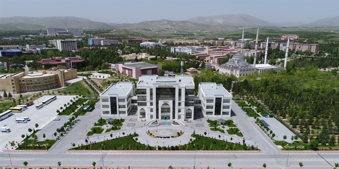 Selçuk Üniversitesi'nden 'yüz yüze eğitim' açıklaması