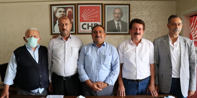 CHP'li 3 ilçe başkanı istifa etti