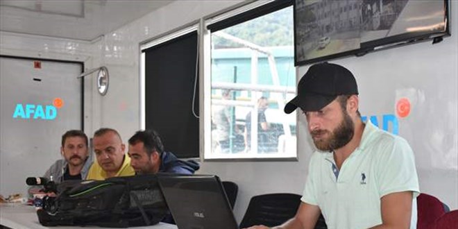 İletişim Başkanlığı Basın Tırı, Bozkurt'ta gazetecilere hizmet veriyor