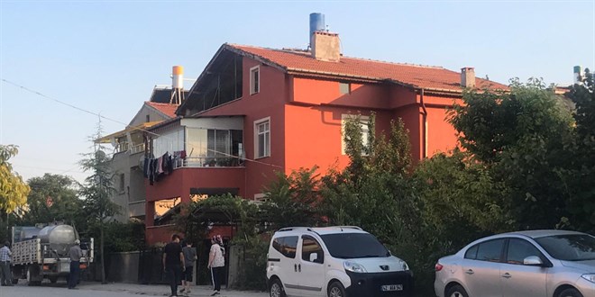Konya'da bir kişi tartıştığı kadın ile babasını öldürüp yaşamına son verdi