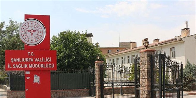 Öğrencilerin parasını zimmetine geçiren personel tutuklandı