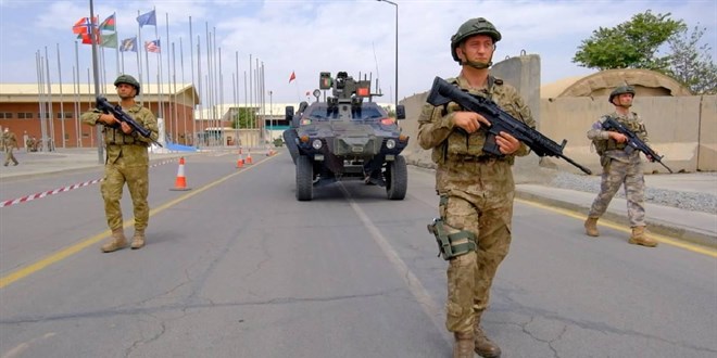 Afganistan'da grev yapan Trk askeri geri dnyor