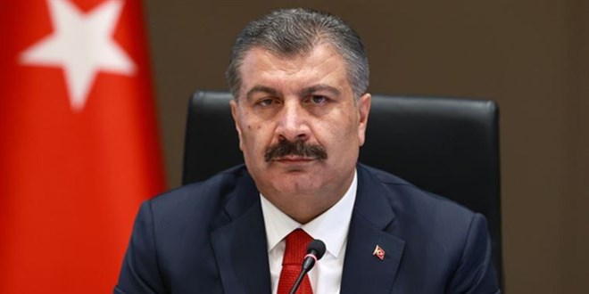 Bakan Koca'nın ve ailesinin aşı olmadığı iddiası yalanlandı