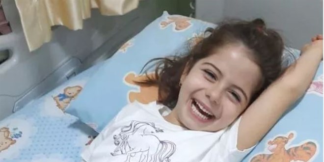 Lösemi hastası 6 yaşındaki Elisa, koronavirüse yenildi