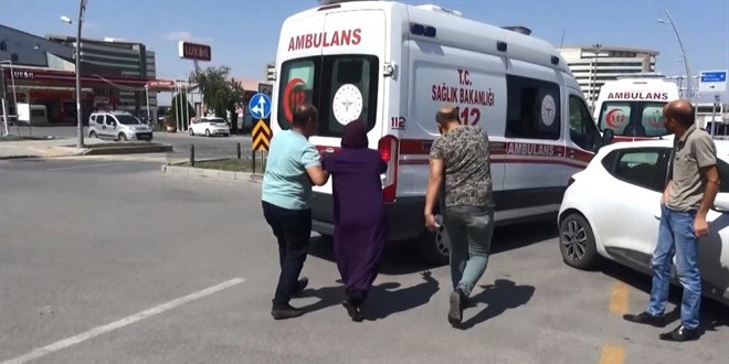 Kaza yapan kocasını öldü sanıp ambulansın peşine koştu