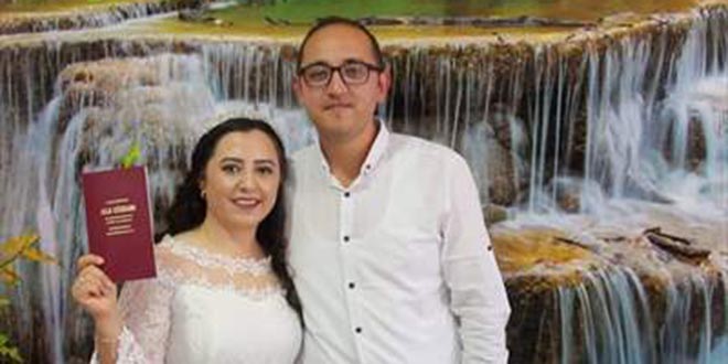 Sağlık çalışanı, balayı yolunda trafik kazasında hayatını kaybetti