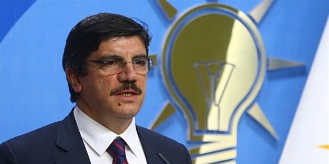 AK Parti'li Yasin Aktay, Özdağ hakkında suç duyurusunda bulundu