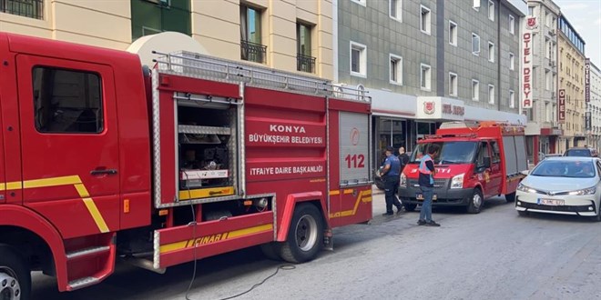 Bakım yaparken asansörde sıkışan 2 kişi hayatını kaybetti