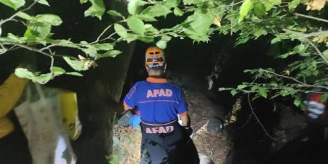 Uludağ'da kamp yaparken korkan 4 genci AFAD ekipleri kurtardı