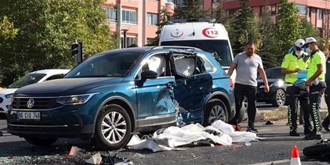 Ankara'da feci kaza: 2 l, 2 yaral
