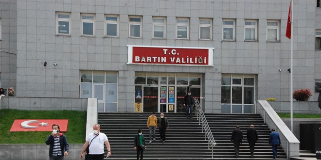 Bartın Valiliği'nden sarılma ve tokalaşma tedbiri